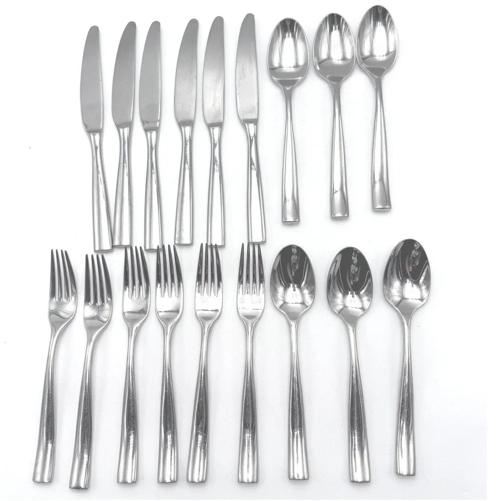 CRATE AND BARREL Marin Stainless Steel Mirror Flatware Set 18 Pieces Serve 6